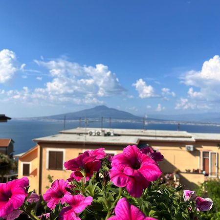 Elisabeth Seaview Apartments Sorrento Coast Vico Equense Bagian luar foto