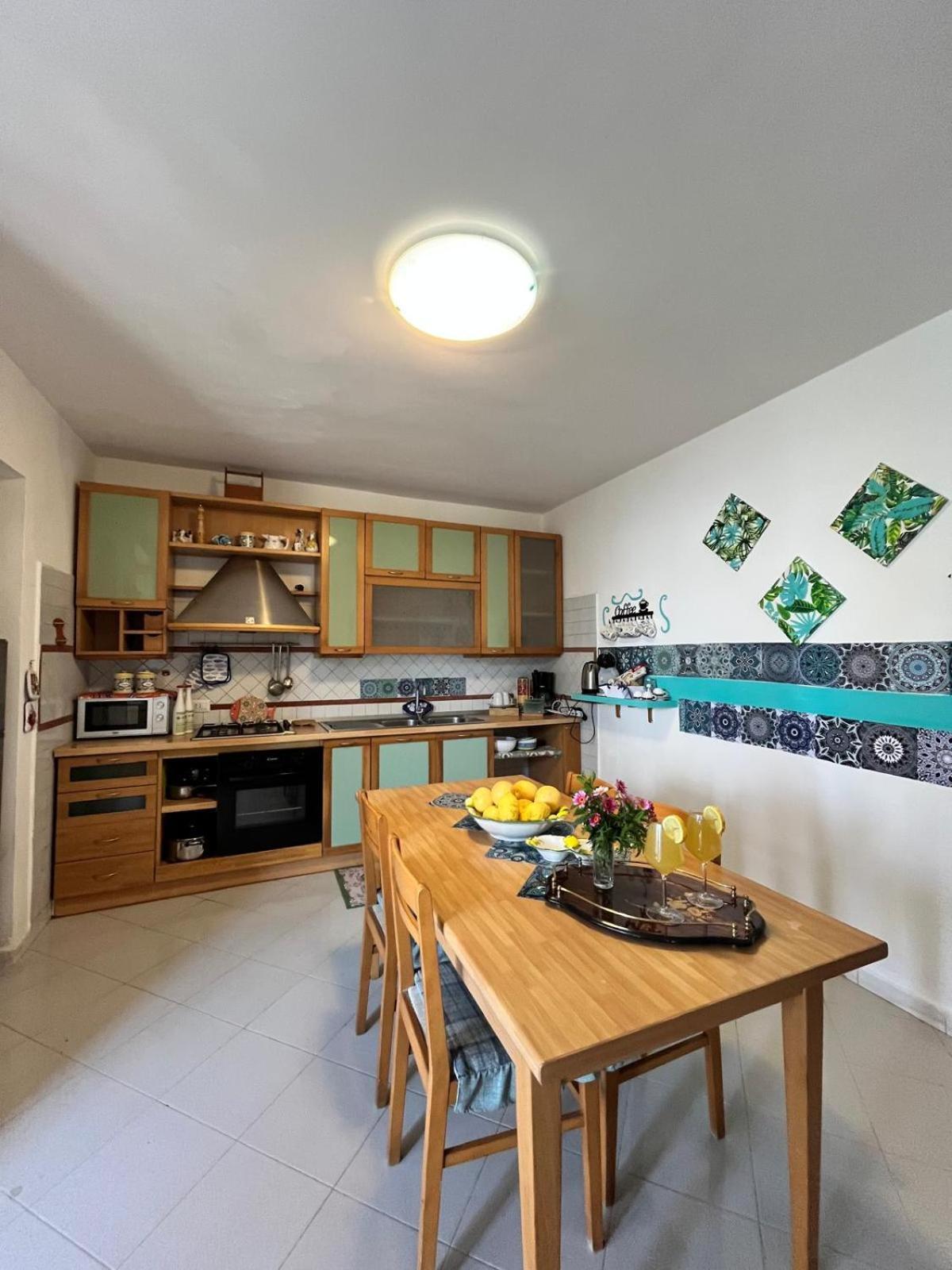 Elisabeth Seaview Apartments Sorrento Coast Vico Equense Bagian luar foto